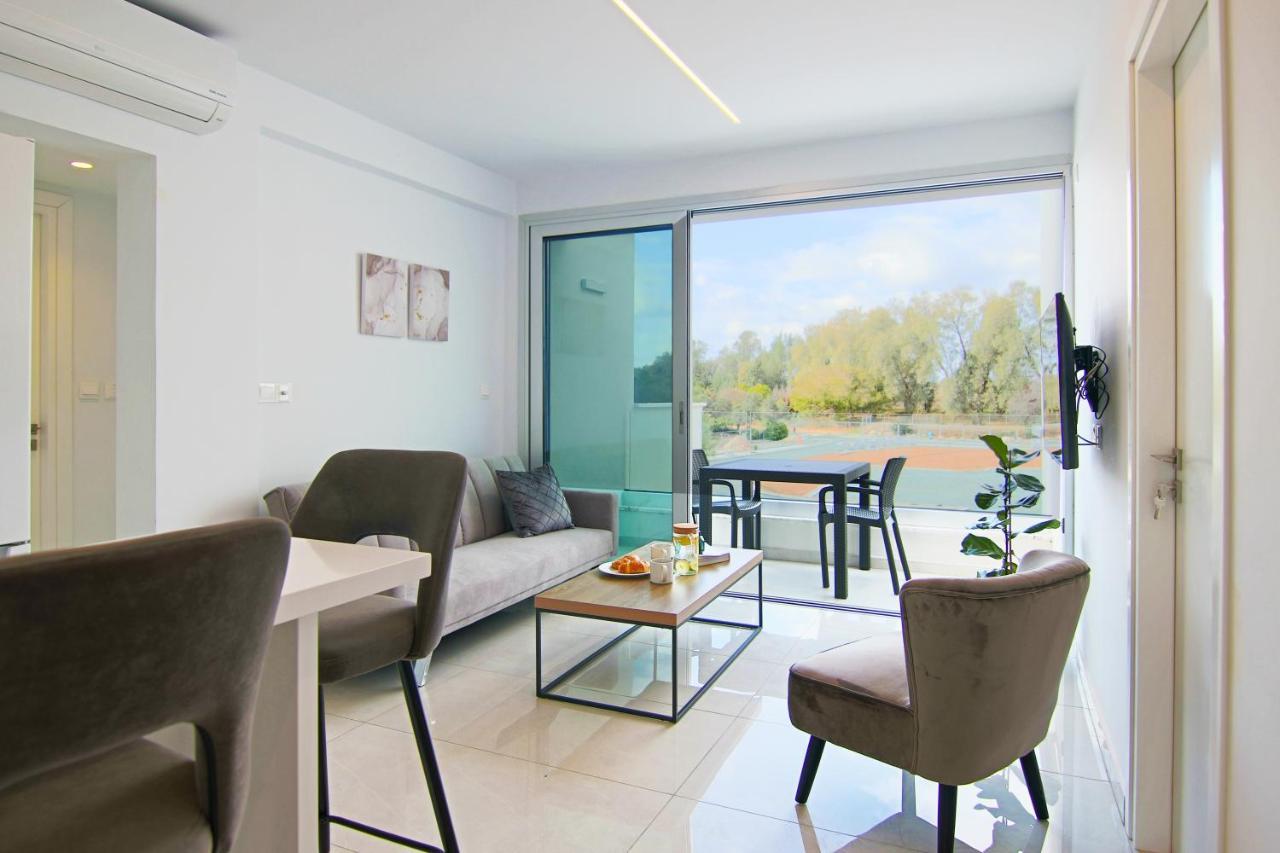 Appartement Phaedrus Living - Seaside Executive Flat Harbour 101 à Paphos Extérieur photo